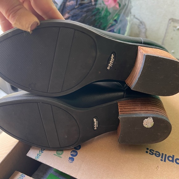 Dr. SCHOLLS ladies leather booties! 7M in excellent condition! Closet clean-out! - Picture 2 of 4